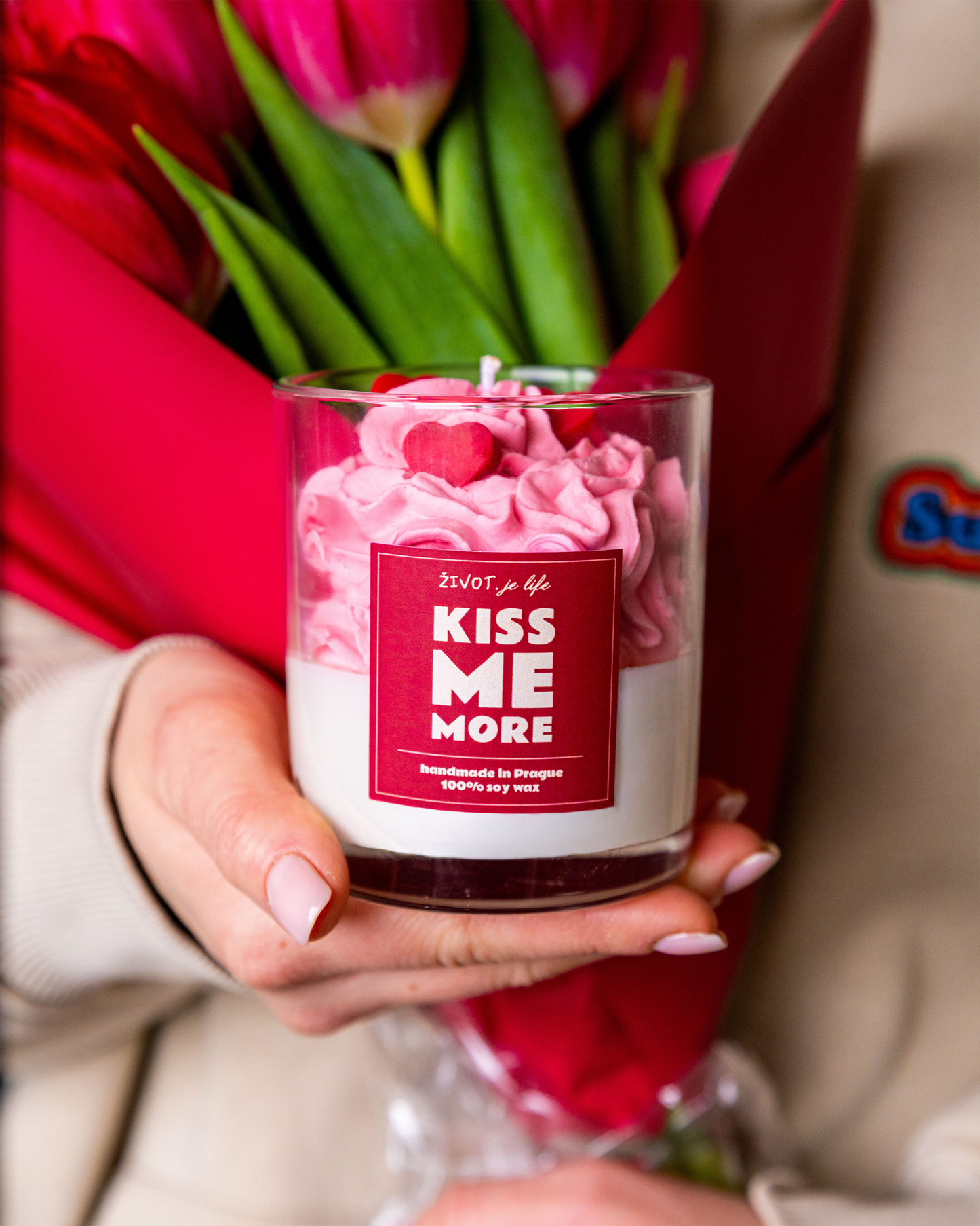 KISS ME MORE